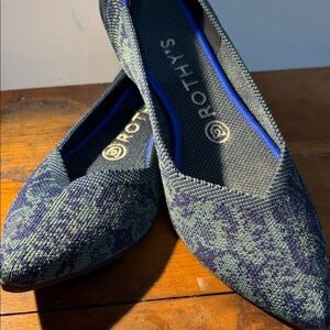 Rothy's Chic Green and Navy Loafers